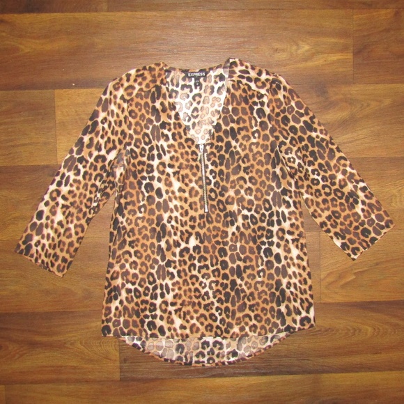 Express Tops - Express V-Neck Animal Leopard Print Blouse Sz XS